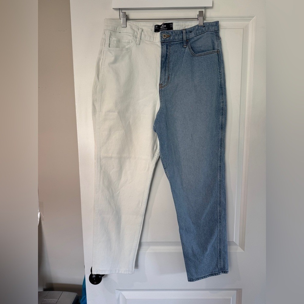 Hollister Ultra High Rise Mom Jean White Blue Colorblock Size 15R W32 L27